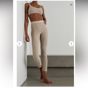 Brand new SKIMS that are butter cozy
Terry cotton-blend leggings in Desert.